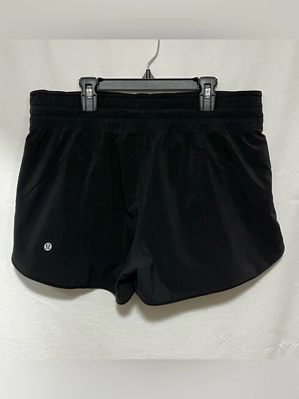 RARE Lululemon Choose a Side Camo Black Reversible High Rise Activewear Shorts